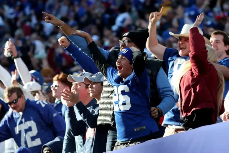 Rich Eisen Sends Message To Giants Fans
