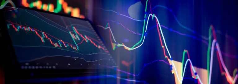 How Investors Use Market Signals