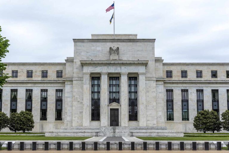 Trump Banking Order Could Break Big Banks’ Grip on U.S. Payment System