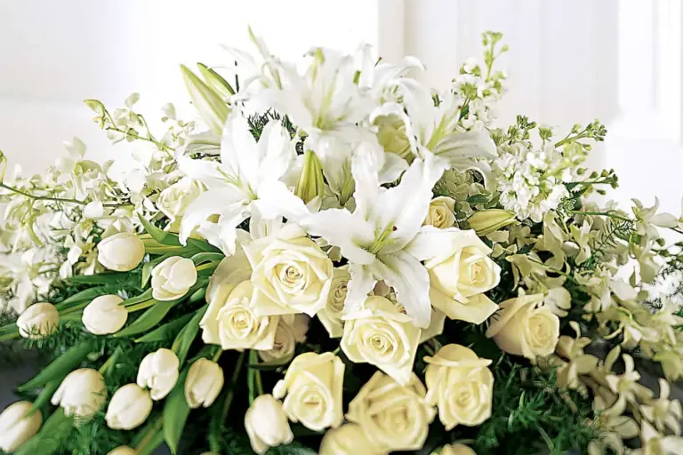 Choosing the Right Tribute: A Guide to Sympathy & Funeral Flowers Arrangements