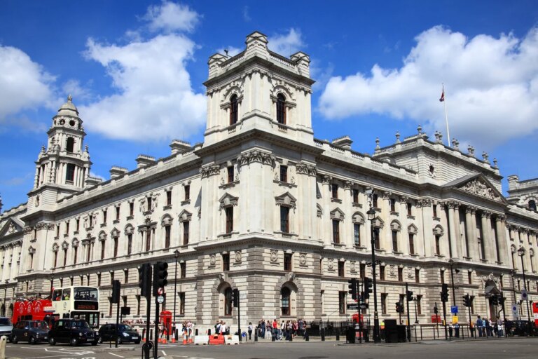 DWP to Review DB Pension Transfer Rules — Finance Monthly