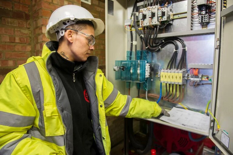 Why Trust Is Essential While Hiring an Electrician in Sydney