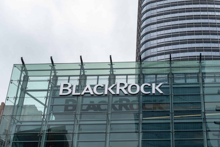 BlackRock’s CEO Exit Signals Private Credit Shift