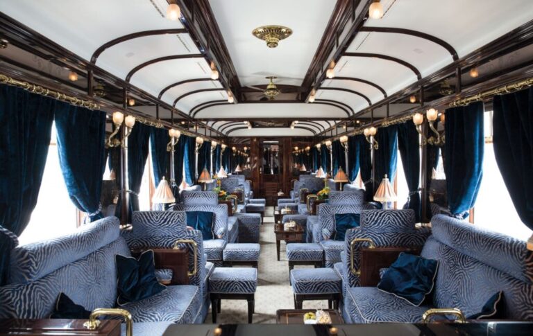 Group Tours vs. Private Itineraries vs. Luxury Train Journeys: Which Rajasthan Package Format Actually Fits You