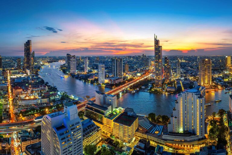 After Bangkok Floods, IMF and World Bank Weigh Global Risks