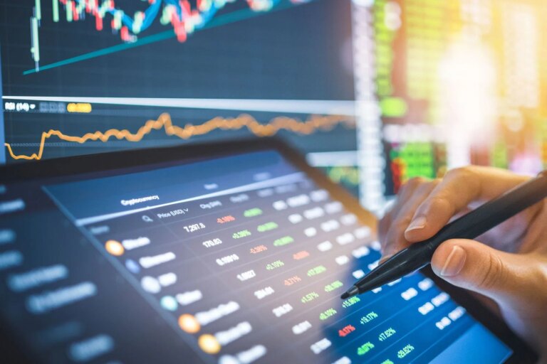 BlackRock Warns on AI Concentration