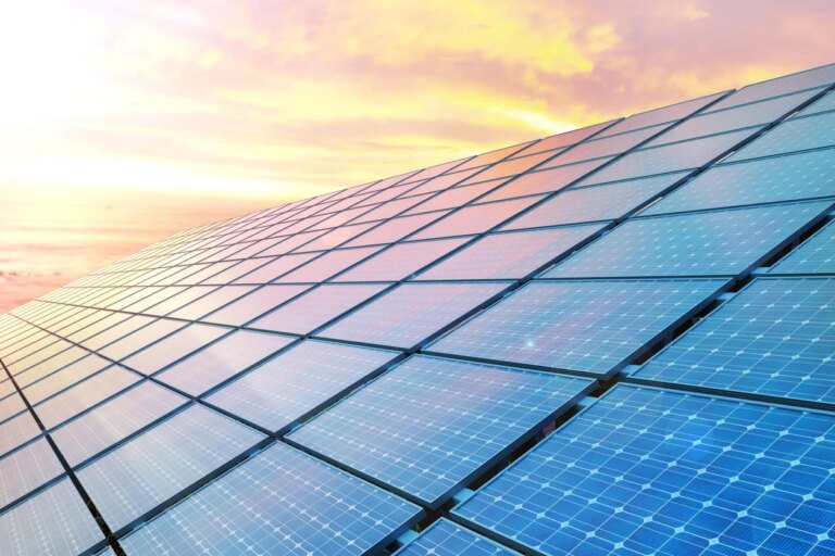 TotalEnergies and KKR Expand $1.2bn US Solar Venture